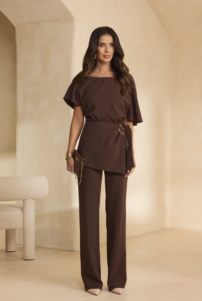 Padera – conjunto marrón: blusa + pantalón
