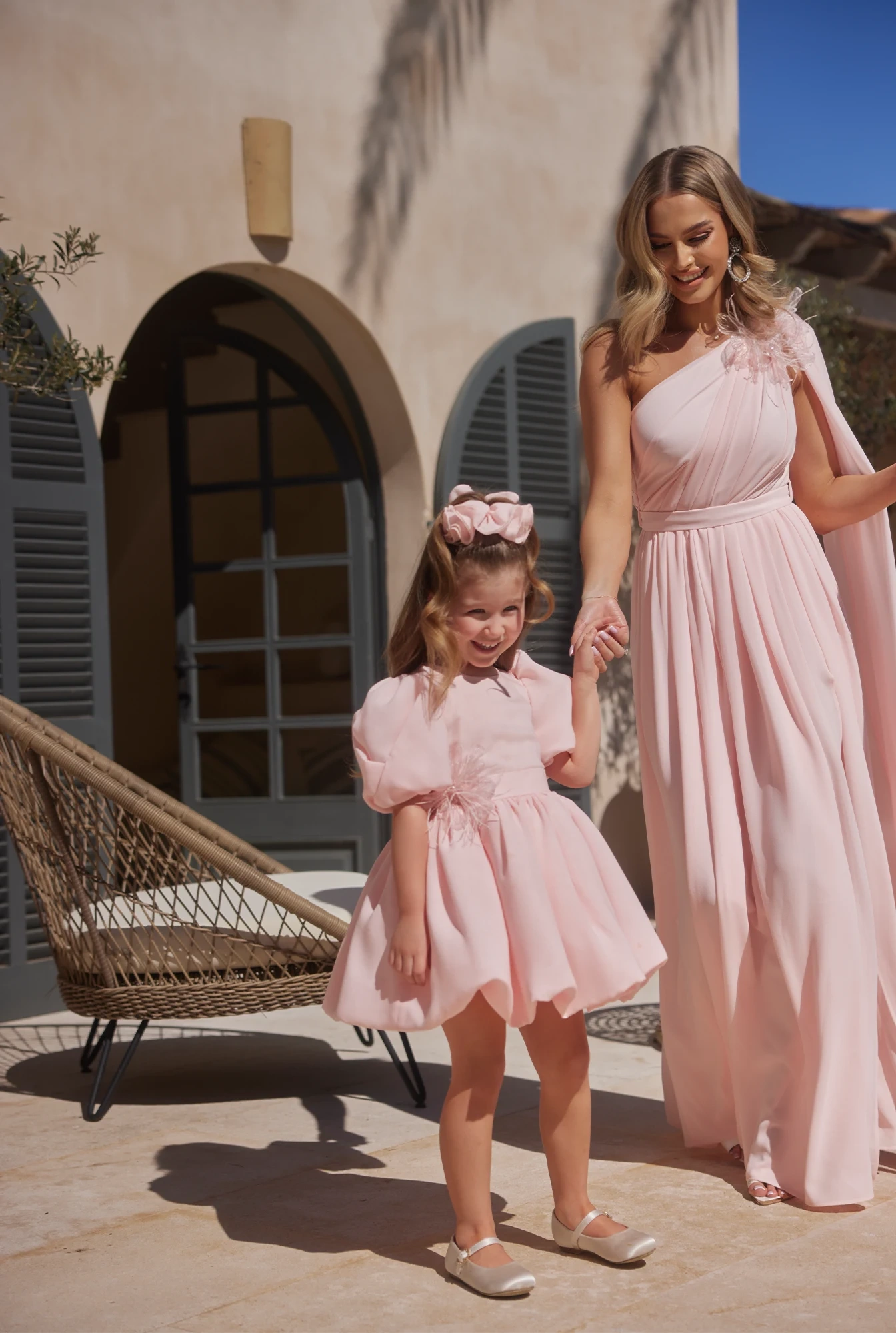 Nela - Vestido Infantil con Bouffant y Bombacho + Diadema Decorativa