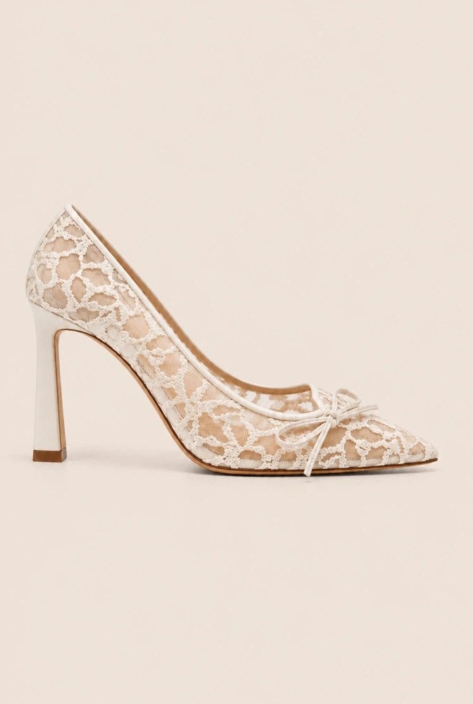 Stina – salones color crudo bordados
